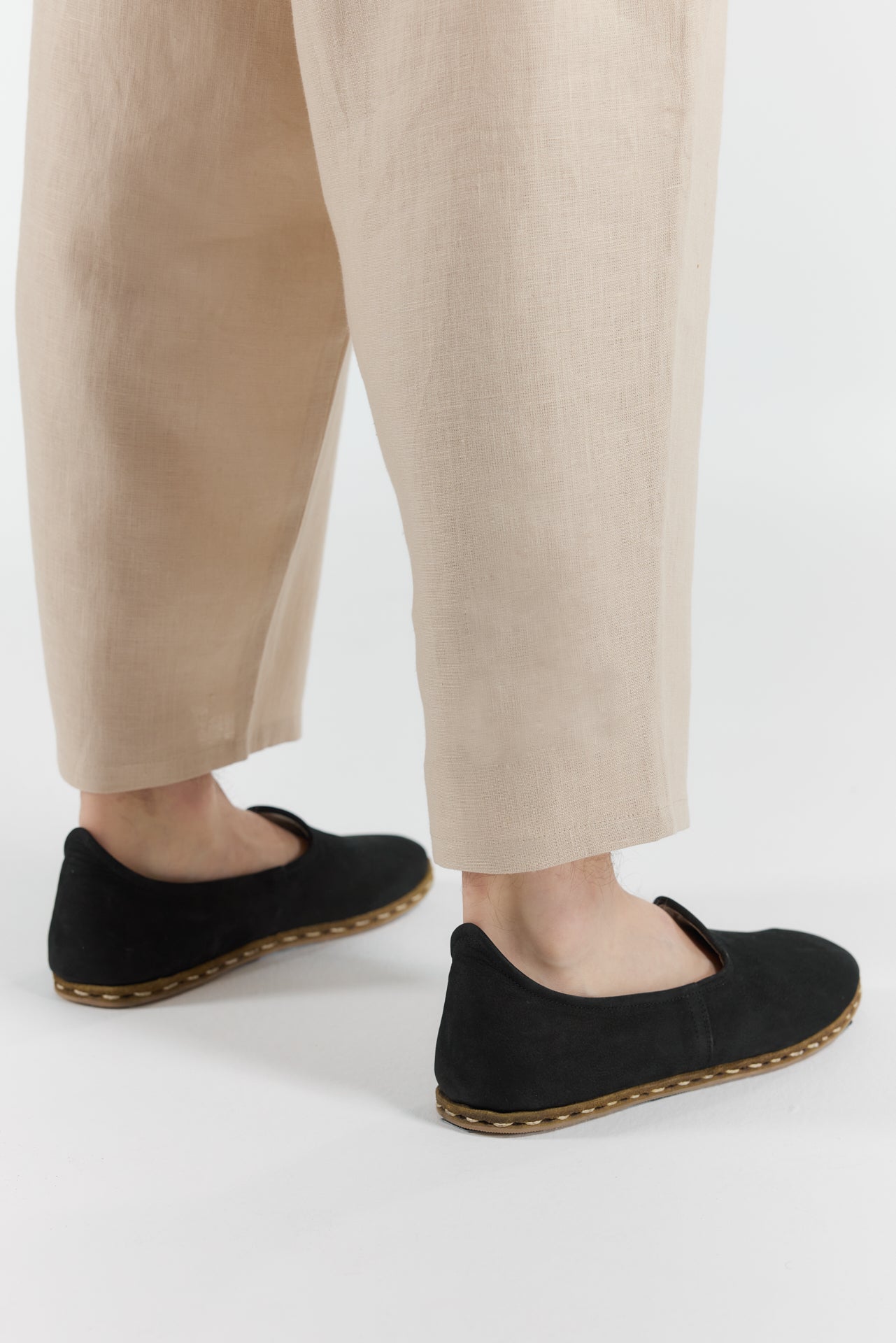 A 01 LOAFERS