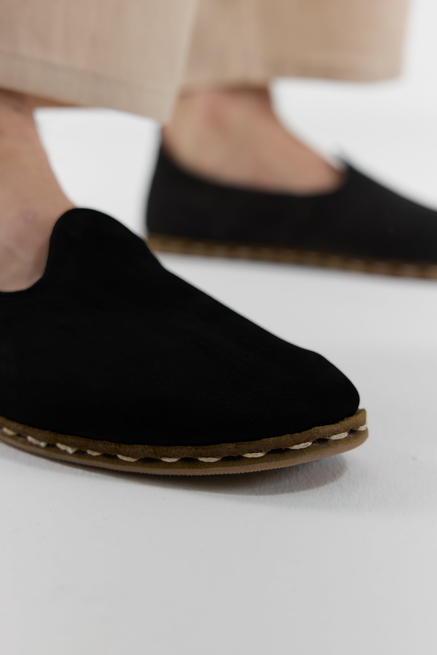A 01 LOAFERS